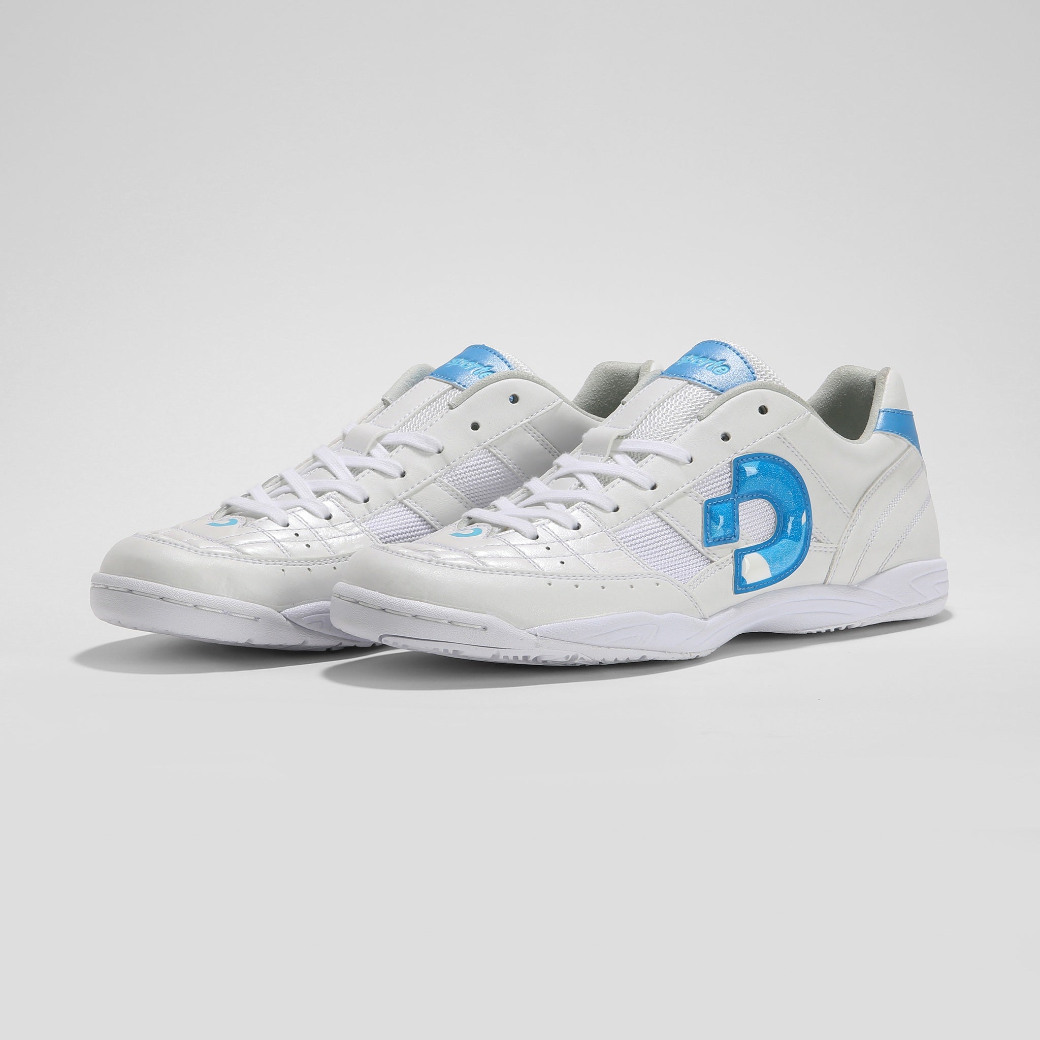 Desporte Rio KI2 white futsal shoes with turquoise logo
