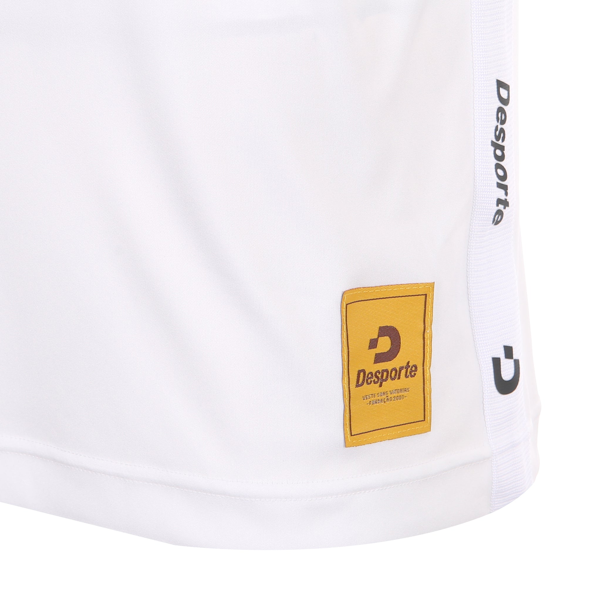 Desporte white futsal practice shirt DSP-BPS-37 tracktape logo and logo tag